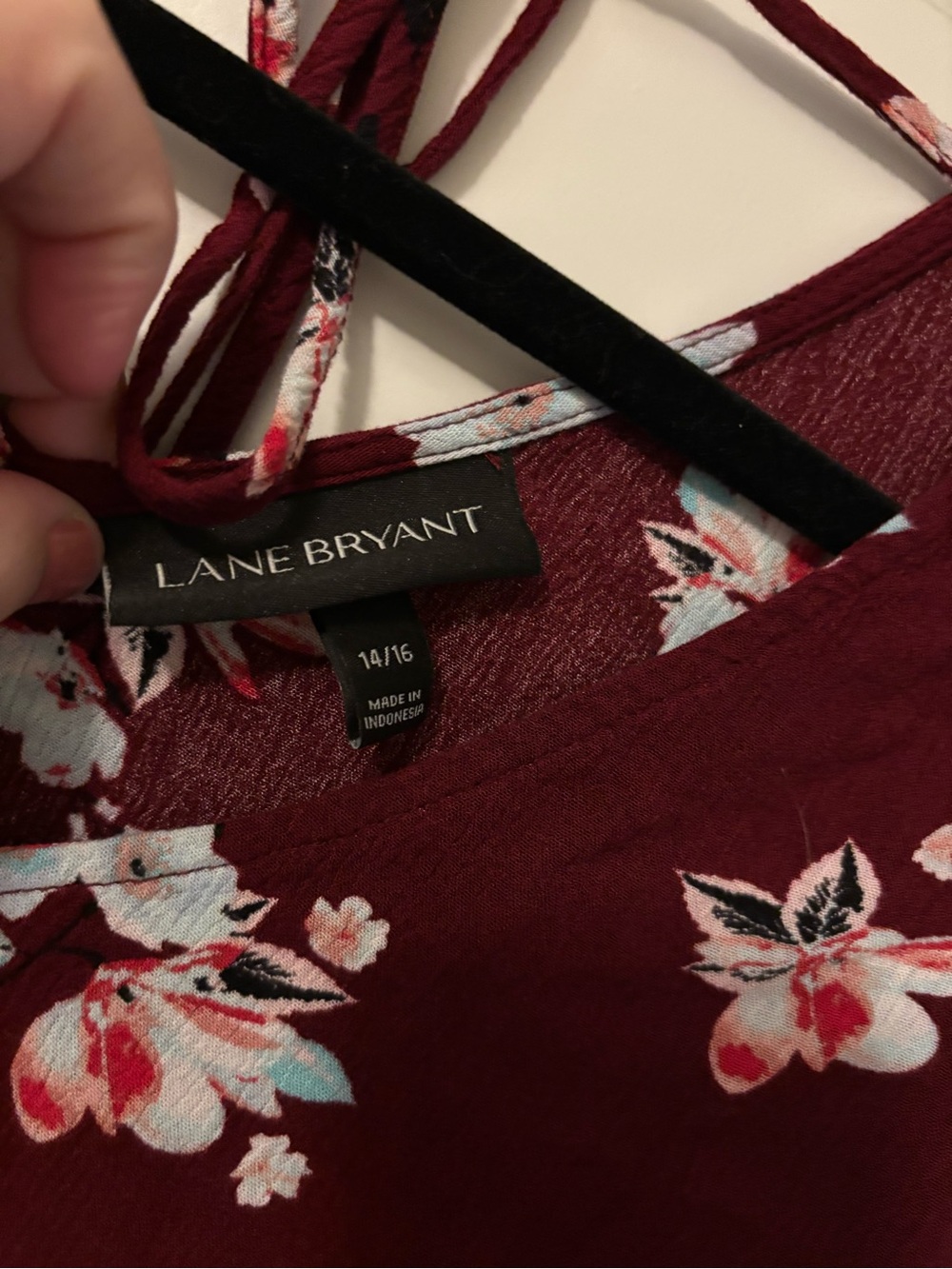 Lane Bryant Burgundy Floral V-Neck Babydoll Tunic - Picture 3 of 3